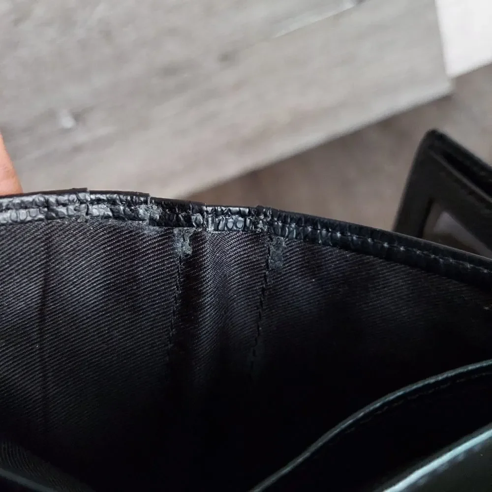 N/A black leather